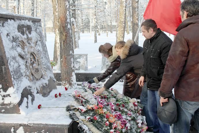Будем верны идеалам победителей! Мероприятия воронежских коммунистов в честь 73-й годовщины освобождения города