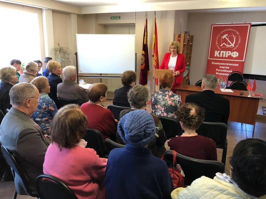 Встреча с «Детьми войны» Великого Новгорода